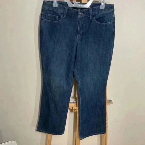 Christopher and Banks modern fit short size 10 blue jeans women’s  - Picture 1 of 6
